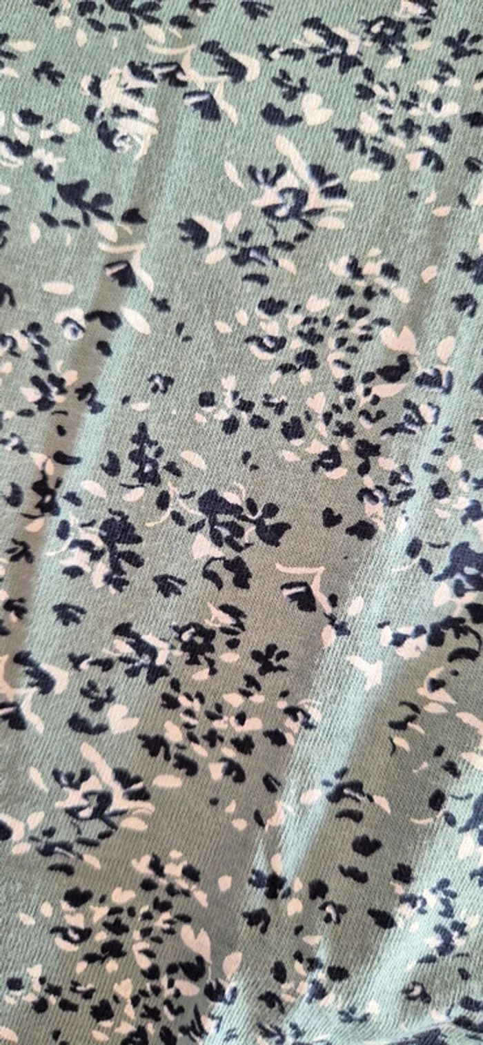 Tee shirt manches courtes. - photo numéro 7