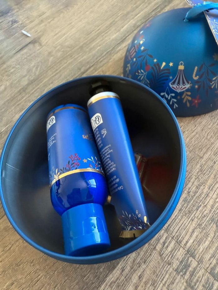 Coffret boule de Noël 4 produits - photo numéro 2