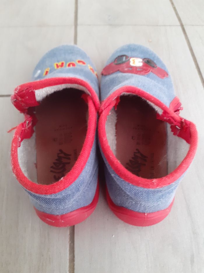 Chaussons gris-rouge - photo numéro 2