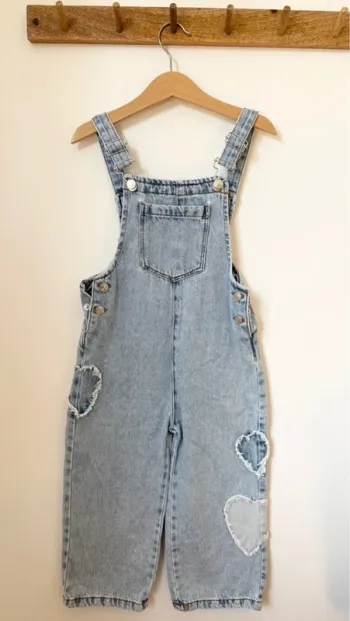 Salopette en jean cœurs Zara