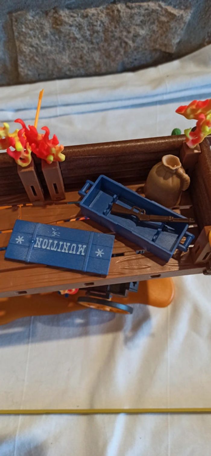 Entrée de fort avec nordistes attaqués playmobil - photo numéro 9