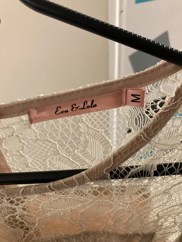 Robe dentelle - photo numéro 3