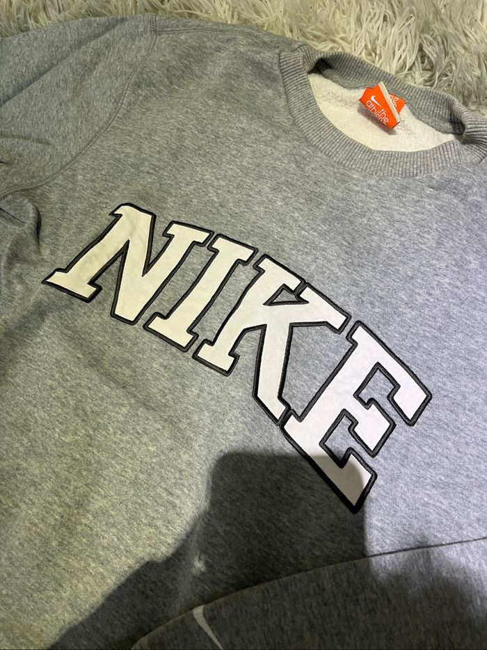 Sweat crewneck Nike gris Vintage - photo numéro 2