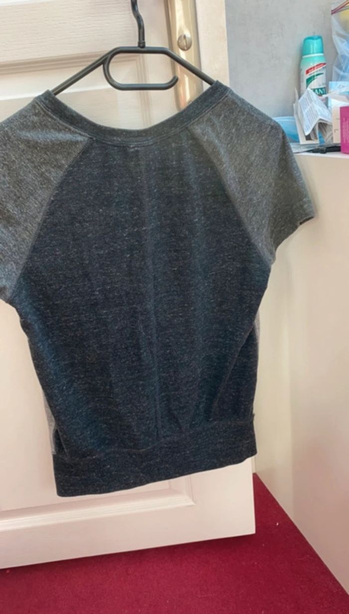 Teeshirt Nike taille XS - photo numéro 4