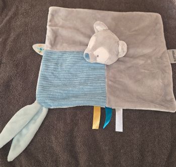Doudou Loup carré plat gris et bleu - Nattou