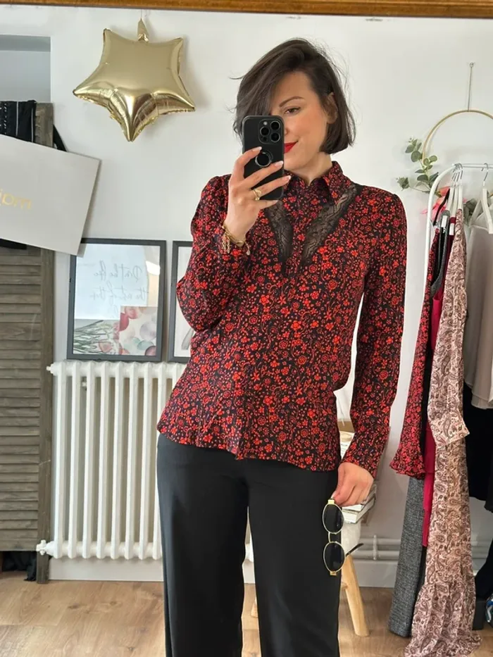 Chemisier Maje noir et rouge taille 38 motifs fleurs