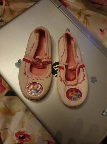 Pantoufle princess 27