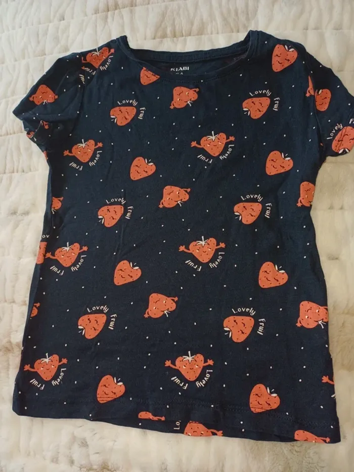 Superbe t shirt 5 ans fille