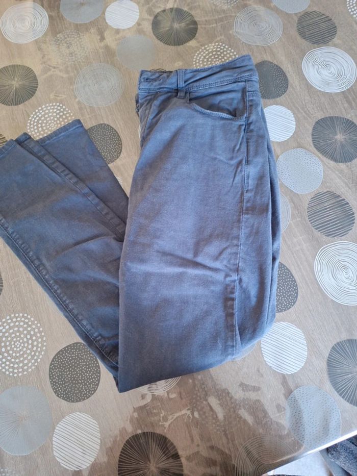 Pantalon cache cache - photo numéro 3