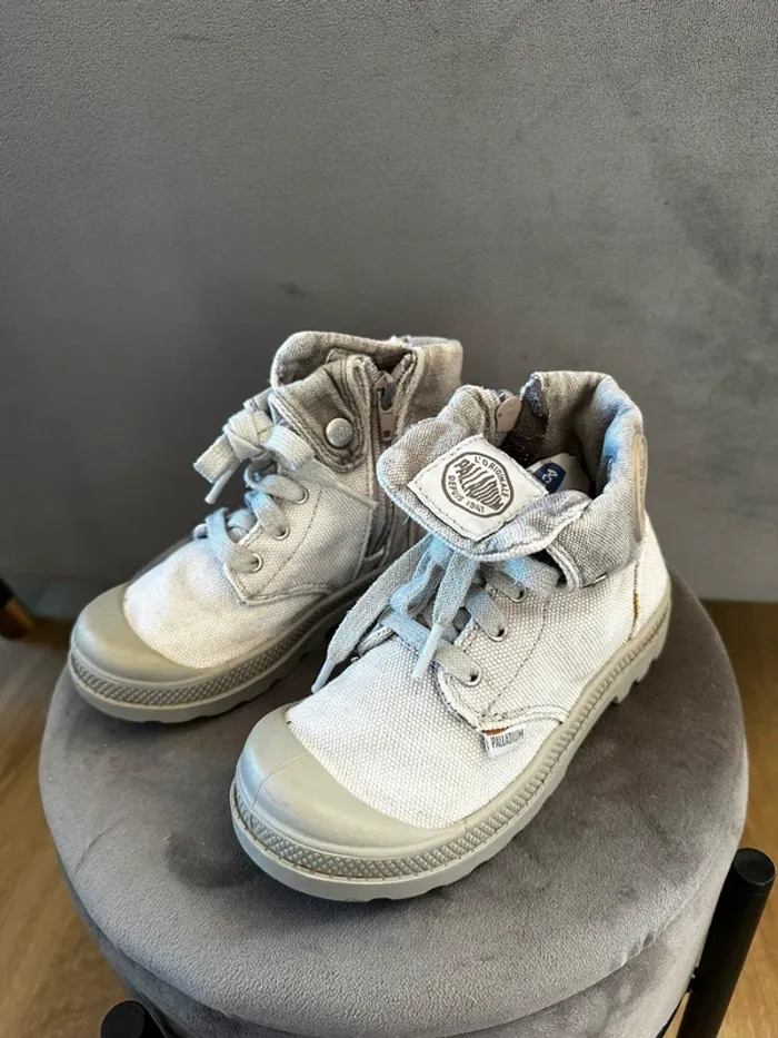 Palladium gris clair pointure 29