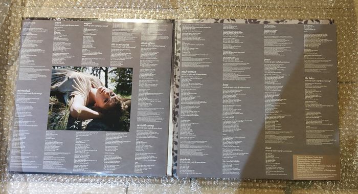 Vinyle Taylor Swift - Folklore (Édition Limitée "Stolen Lullabies" - Vert Sauge) - photo numéro 4