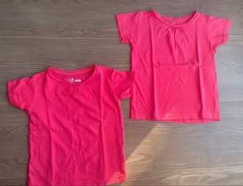 Lot de deux t-shirts taille 3 ans
