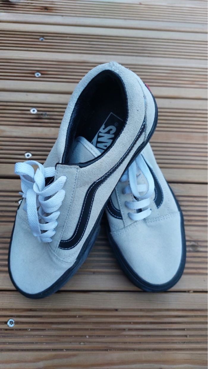 Vans Old Skool – Baskets grises et noires unisexes Taille 38 en très bon état - photo numéro 2