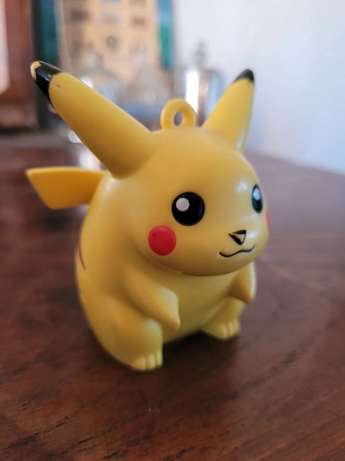 Vends pikachu nintendo vintage 1999 - photo numéro 2