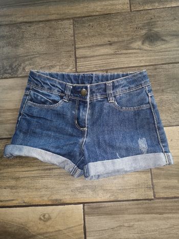 Short tape à l oeil 6 ans