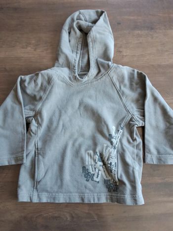 Pull à capuche