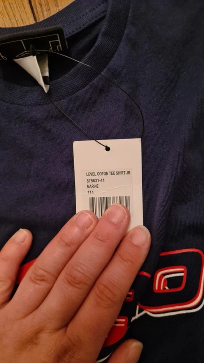T-shirt neuf avec étiquette umbro 6 ans - photo numéro 6