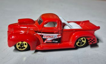 Voiture hot wheels ’40 Ford Pickup modèle réduit pick-up rouge