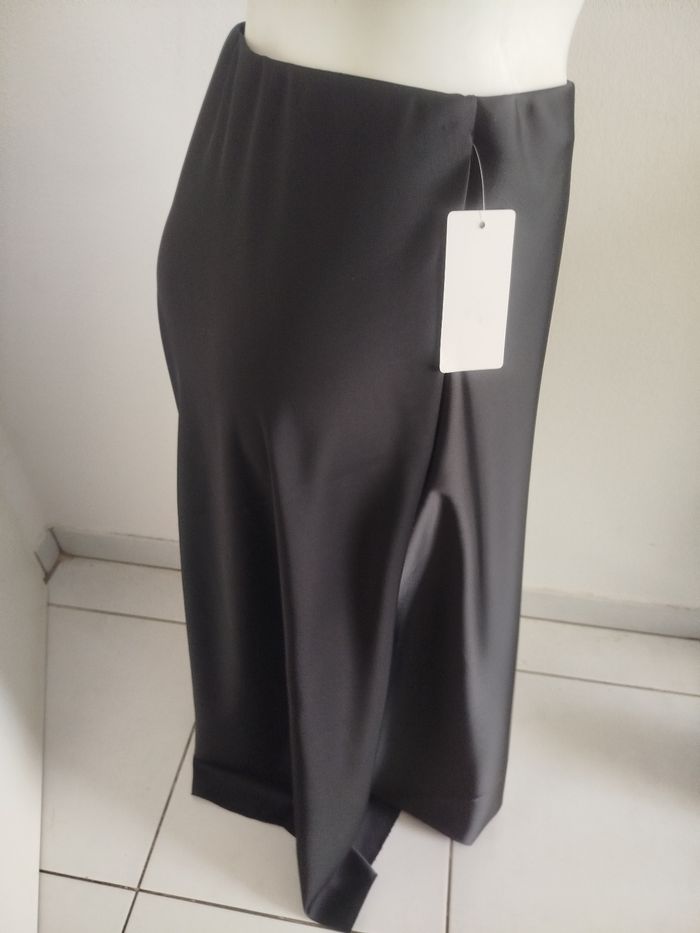 #kytietailleuniquefemme. Jupe longue en satin évasé taille unique - photo numéro 6