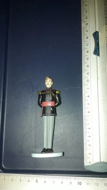 Reine des neiges figurine