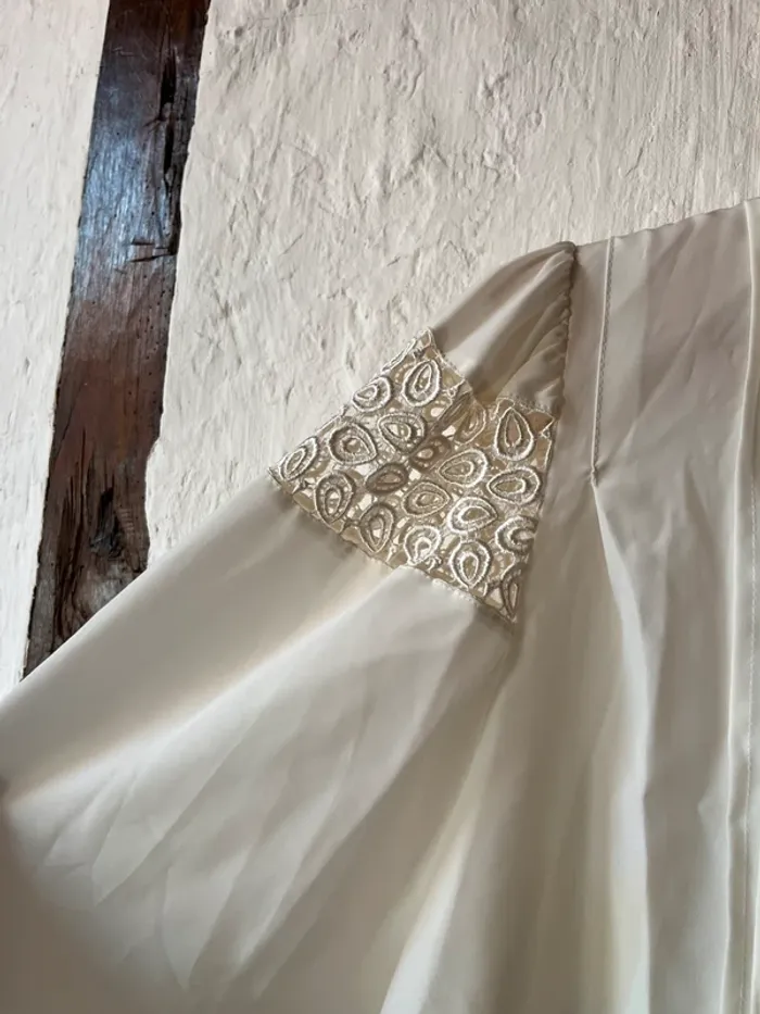 Chemise blanche vintage chic – dentelle & col travaillé – made in France – TU - photo numéro 3
