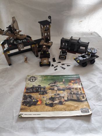 Base militaire mega blocks