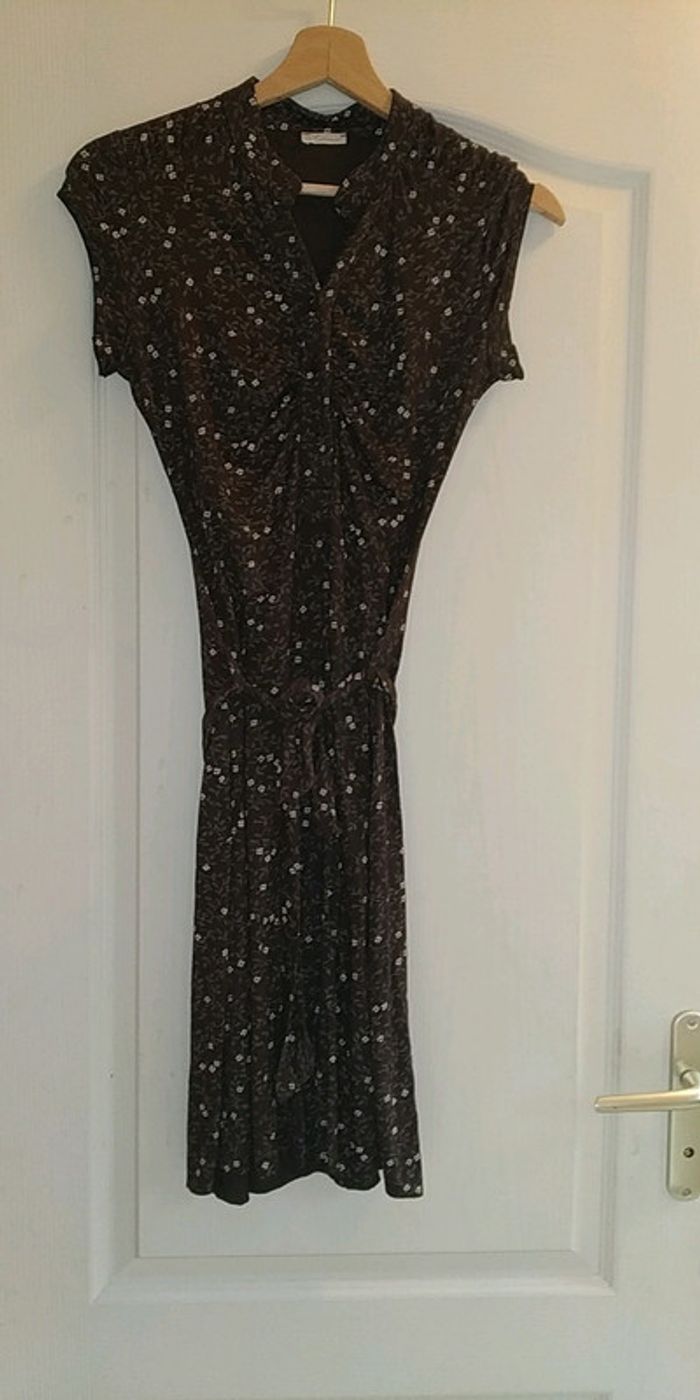 Magnifique robe marron à fleurs t S