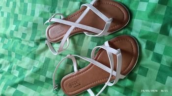 Sandales pointure 37 