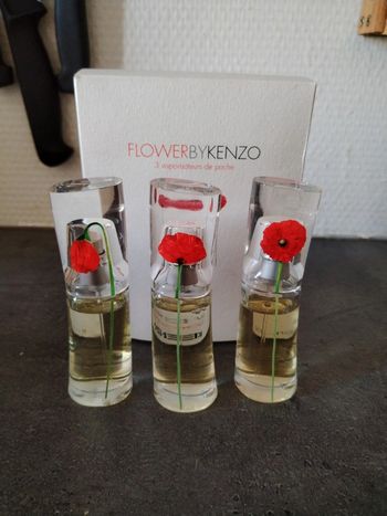 Lot de 3 vaporisateurs de poches Flower by Kenzo neuf