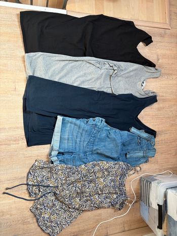 Lot vêtements de grossesse 38