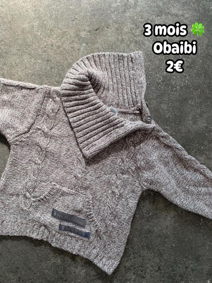 Pull 🍀 3 mois 🍀 Obaibi