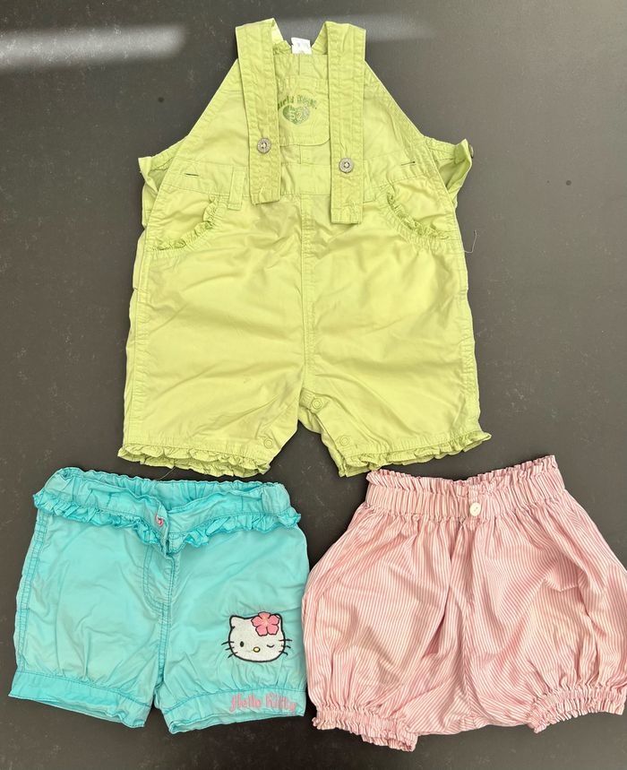 Lot 2 shorts 1 combishort