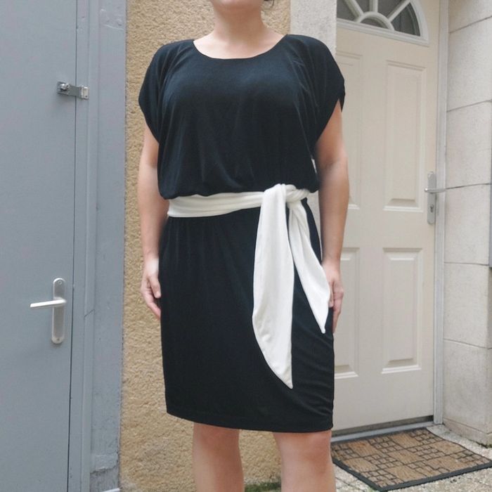 Robe élégante neuve XL