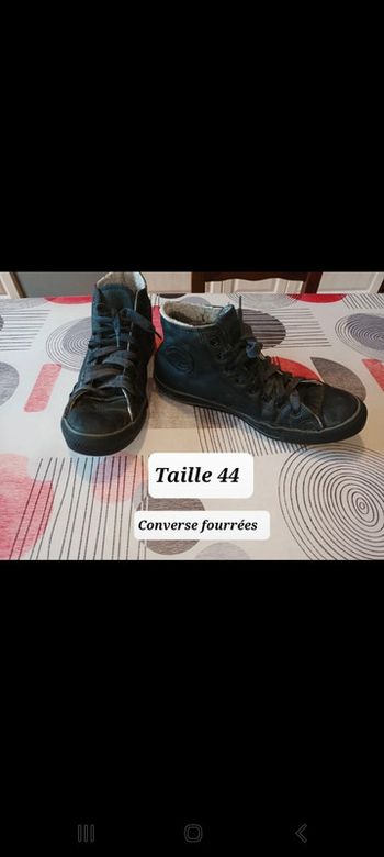 Converse fourrées taille 44