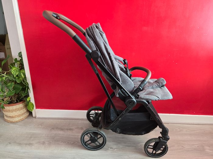 Poussette Maxi-Cosi Leona2