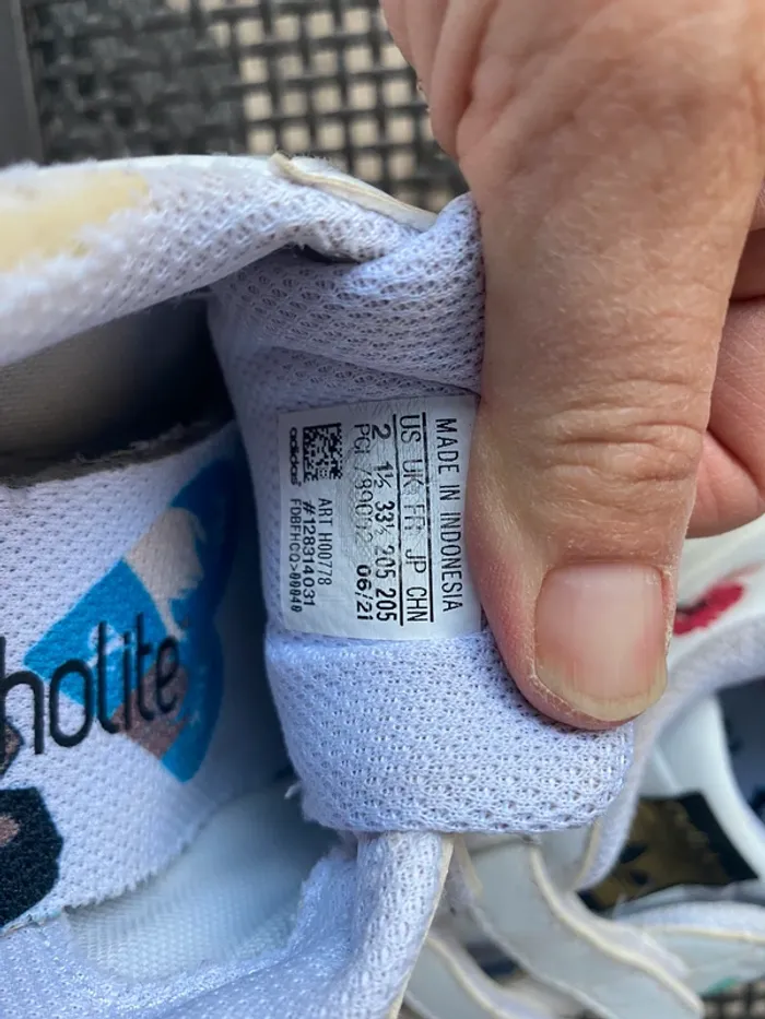 Baskets scratchs Adidas girl 33 - photo numéro 12