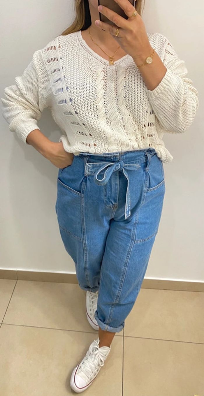 Superbe Pull Court Col V Taille M - photo numéro 4