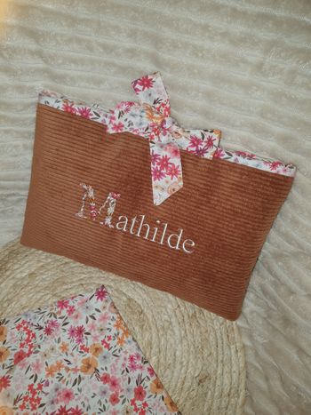 Pochette à livre broché
