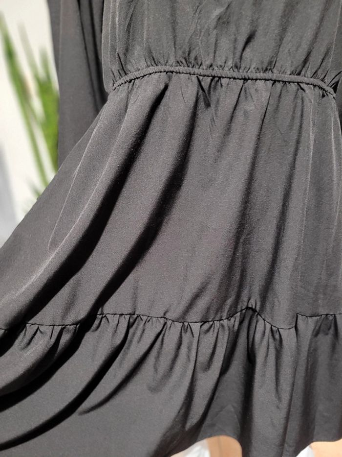 Robe noire - photo numéro 5