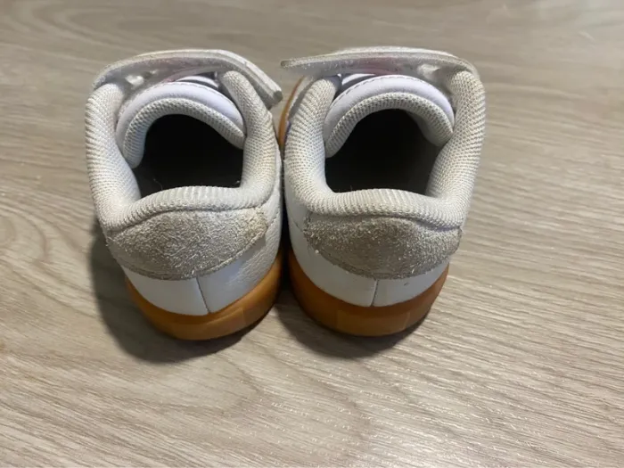Basket adidas - photo numéro 4