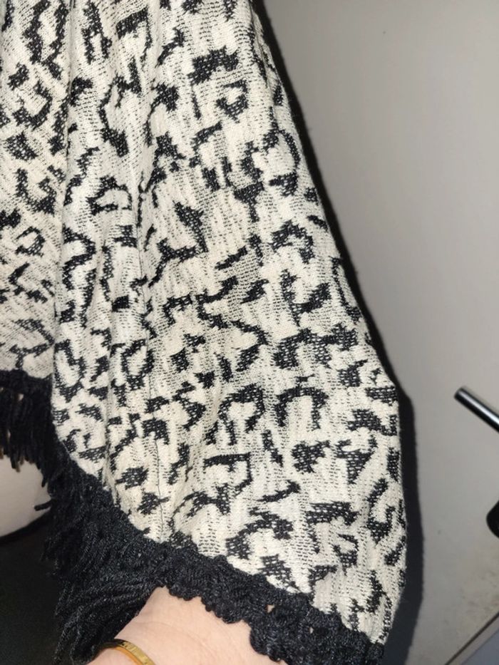 Poncho taille 1 - photo numéro 3