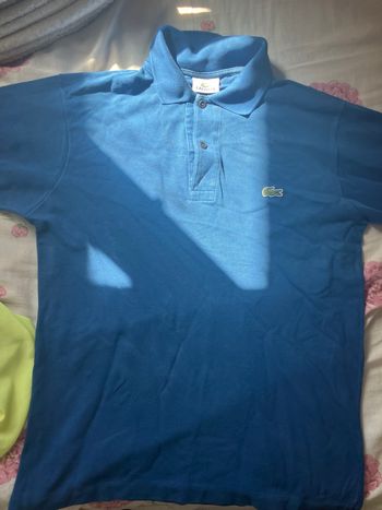Haut LACOSTE  bleu léger 