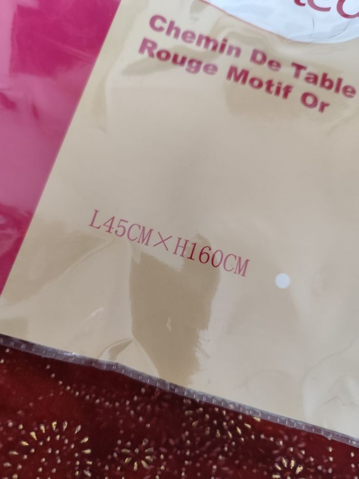 Chemin de table rouge et doré neuf - photo numéro 5