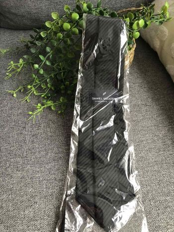 Cravate Noire  Daniel hechter