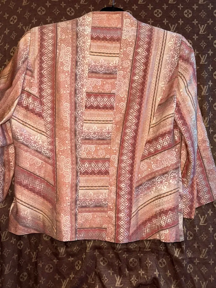 Belle veste Jaqueline Riu taille 46 - photo numéro 3