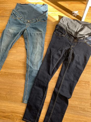 Lot de 2 jeans de grossesse