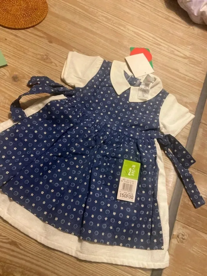 Robe tablier vintage neuve 2 ans - photo numéro 5