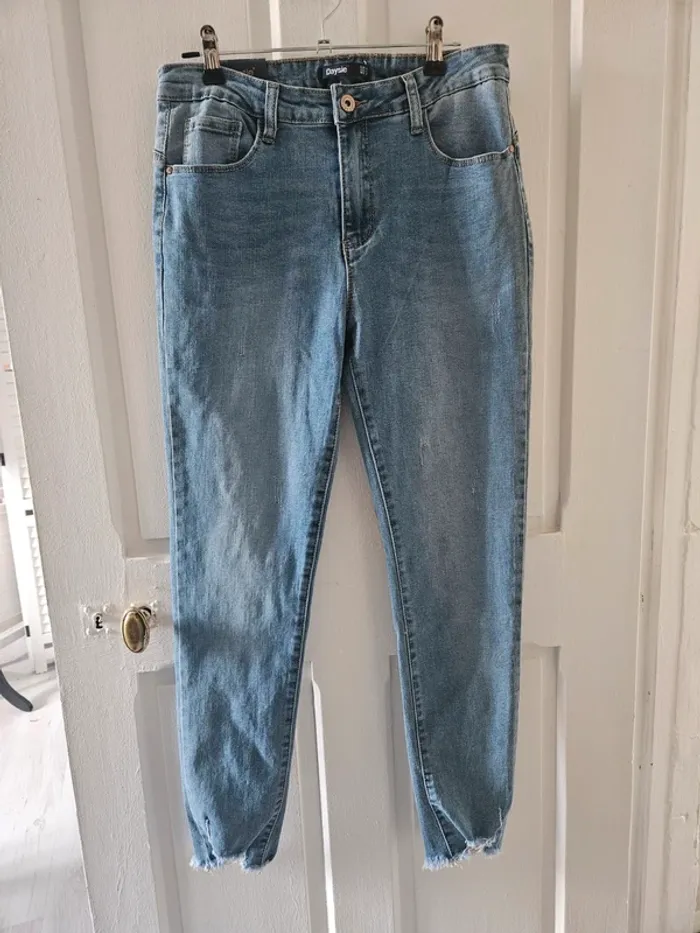 Jean push up T.42 - photo numéro 2