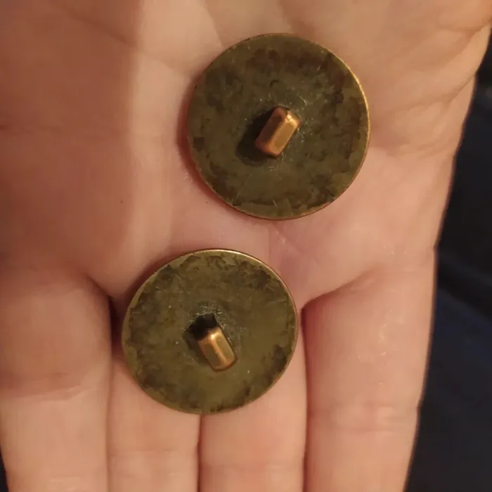 B- 2 boutons - photo numéro 2