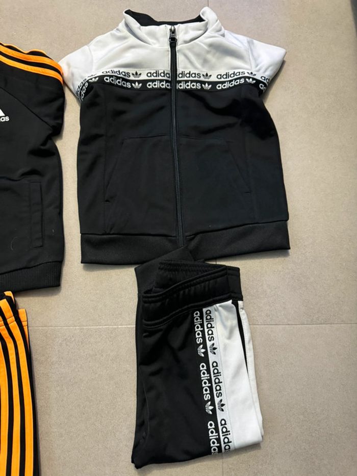 2 joggings adidas 12/18 mois - photo numéro 2